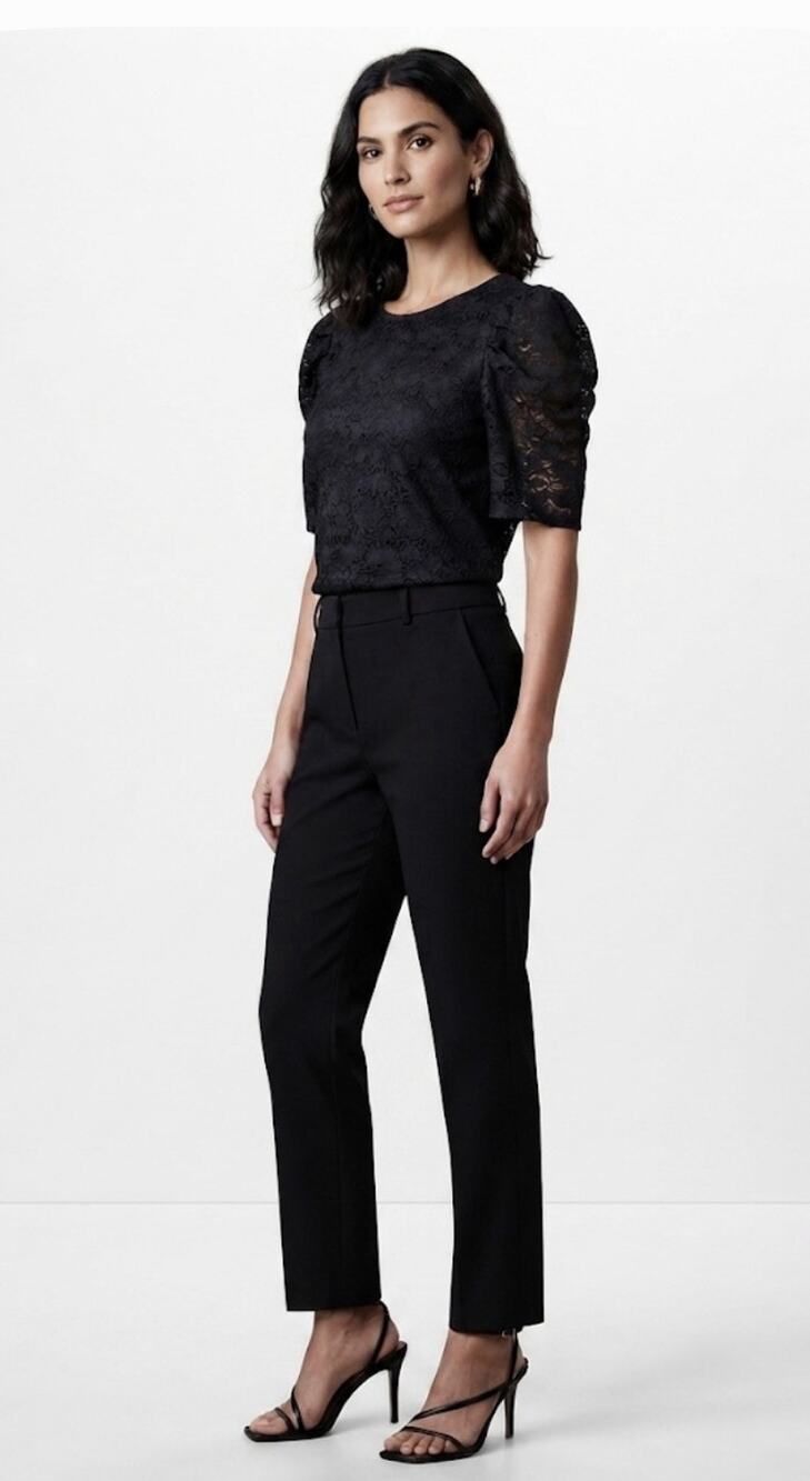 Adrianna Papell Black Lace Blouse Floral Short Sleeve Dressy Evening Feminine M
